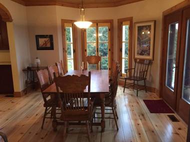 Maison de Campagne St. Irenee