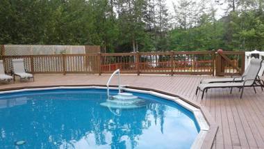 Hotel Le Petit Lac Sainte-Adèle