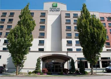 Holiday Inn Express Vancouver Airport-Richmond an IHG Hotel