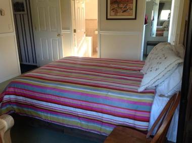 Laurel's Cottage by Elevate Rooms