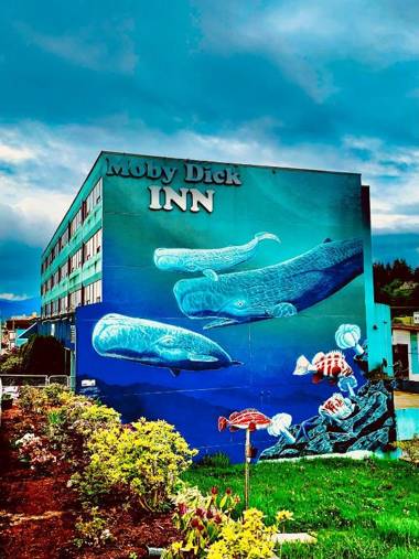 Moby Dick Inn