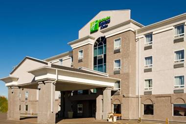 Holiday Inn Express Hotel & Suites Prince Albert an IHG Hotel