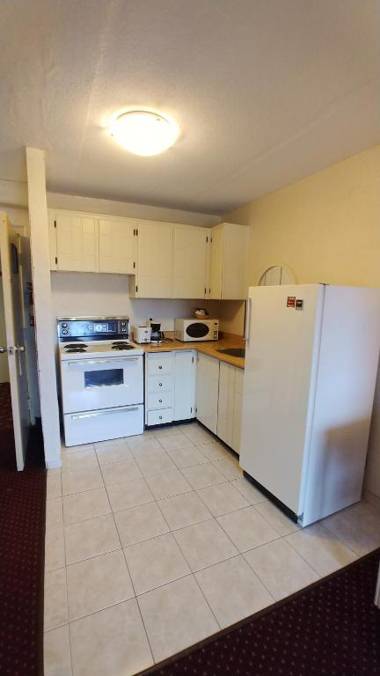 Sand Castle Suites Motel