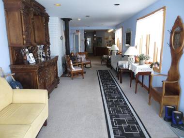 Windspire Inn