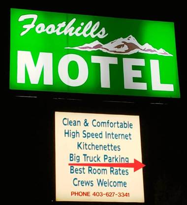 Foothills Motel