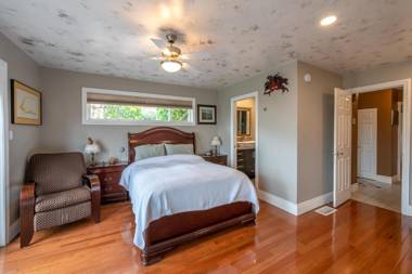 Above the Beach Guest Suites