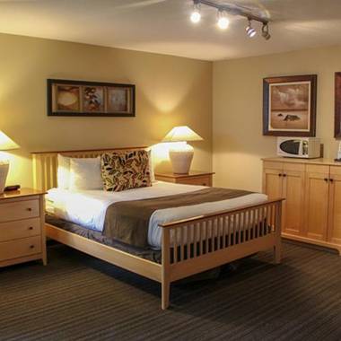 Pacific Shores Resort and Spa