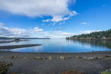 Pacific Shores Resort and Spa