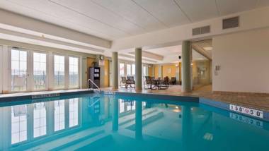 Best Western Plus Orangeville Inn & Suites