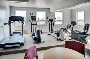 Lakeview Inns & Suites - Okotoks