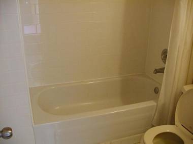 Niagara Inn & Suites