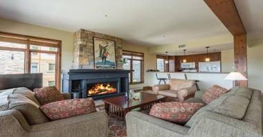 L'Altitude by Rendez-Vous Mont-Tremblant