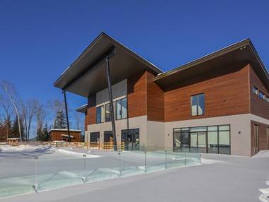 Bel Air Tremblant Glamping Resort & Residences