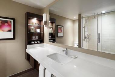 Delta Hotels by Marriott Montreal