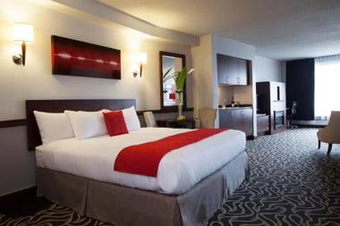 Le Saint-Sulpice Hotel Montreal