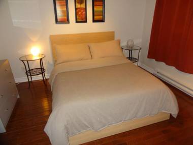 Apart Hotel Montreal by Les Terrasses Saint Urbain