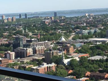 Luxury home in downtown Montreal