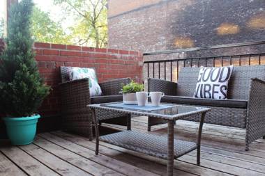 MTLVacationRentals -The Chic Laurier