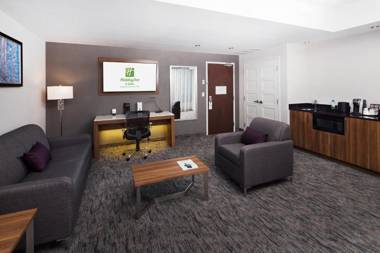 Holiday Inn Hotel & Suites - Montreal Centre-ville Ouest an IHG Hotel