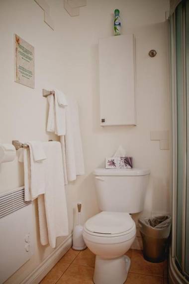 Maison Des Jardins B & B