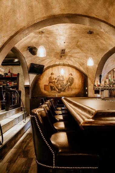 St. James' Gate Boutique Hotel