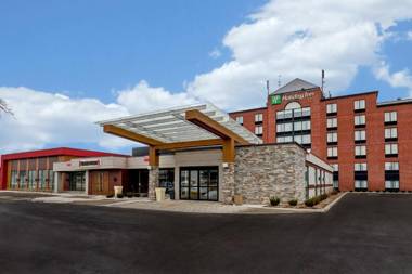 Holiday Inn - Mississauga Toronto West an IHG Hotel
