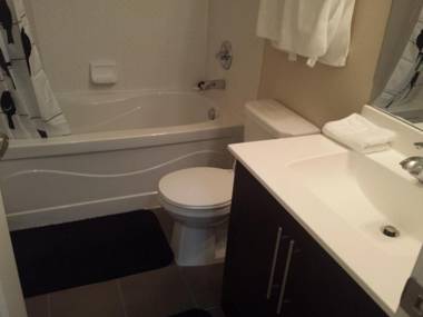 BEST LOCATION/SPECTACULAR VIEW 2 BEDROOMS FURNISHED CONDO S/L RENT