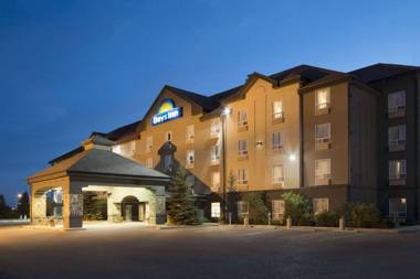 Days Inn by Wyndham Medicine Hat