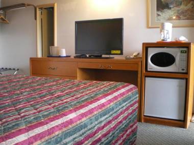 Sun-Dek Motel