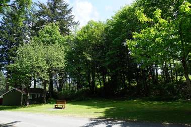 Malahat Bungalows Motel