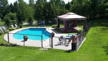 Auberge Aux Deux Pères