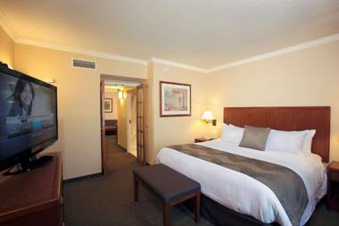 Best Western Plus Lamplighter Inn & Conference Centre