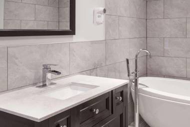 Knights Inn Kingston