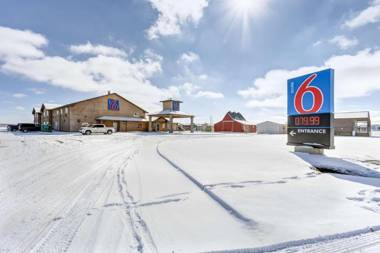 Motel 6-Innisfail AB