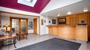 Best Western White Wolf Inn Hotel