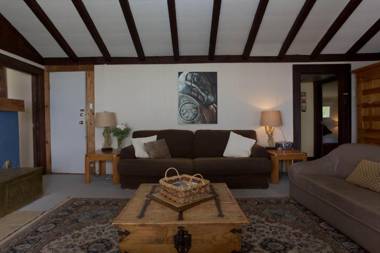 Halfmoon Haven Beach Cottage or Oceanview Suite