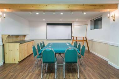 Howard Johnson by Wyndham Gravenhurst