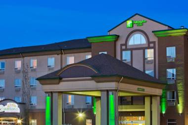 Holiday Inn & Suites Grande Prairie an IHG Hotel