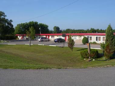 The Silver Birch Motel