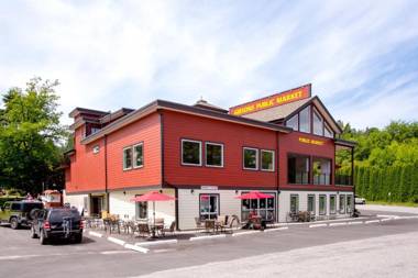 Gibsons Harbour Retreat