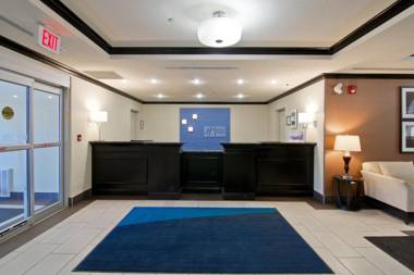 Holiday Inn Express Fort Saskatchewan an IHG Hotel