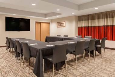 Microtel Inn & Suites by Wyndham Fort McMurray