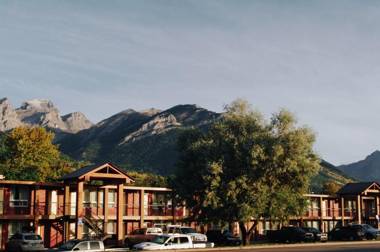 Canadas Best Value Inn and Suites Fernie
