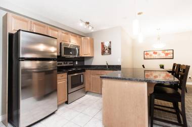 Canterra Suites Hotel