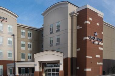 Candlewood Suites West Edmonton - Mall Area an IHG Hotel