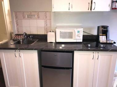 Kootenay Country Inn