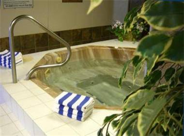 Comox Valley Inn & Suites