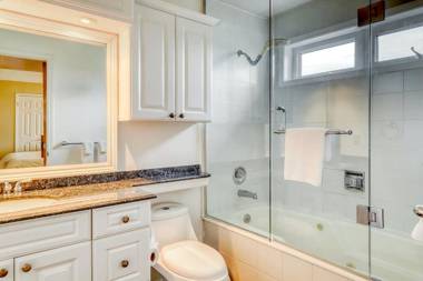 The Perfect Family Getaway - Wifi Linens Towels Close to Golf