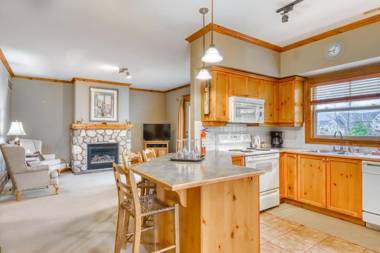 Condo 218 at Snowbridge