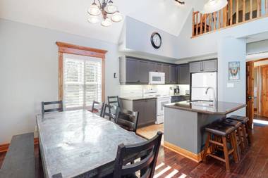 Condo 216 at Snowbridge